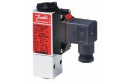 China DANFOSS MBC 5100 061B100866 Controles Industriales MBC 5100 Pressure Switch M/32 supplier