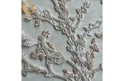China Machine Embroidery Beaded White Lace Fabric MDX Sequin 20％ Polyester supplier