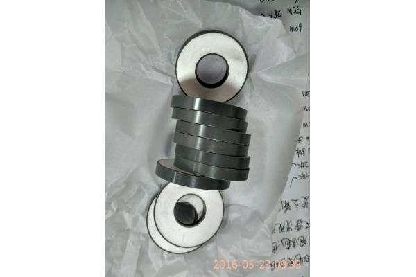 Weak Field Dissipation Ceramic 50 * 17 * 6.5mm Piezoceramic Ring Disc Coupling Modulus