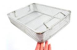 China Sterilization Storage Wire Mesh Baskets Stacking Handle Medical Instruments Container supplier