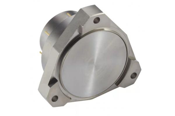 quartz accelerometer with temperature sensor to compensate bias and scale factor