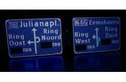 China High Brightness Outdoor LED Variable Message Billboard supplier