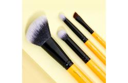 China birch wood Basic Makeup Brushes Set Vegan Brush Set with 21cmx11cm Bag supplier