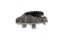 China Diesel Engine 6HK1T 6HK1T-D Oil Pump For Isuzu supplier