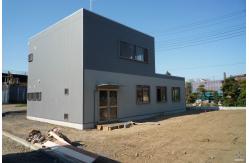 China Customizable Design Long-lasting Versatile Steel Frame Building Construction Versatility Guaranteed supplier
