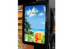 China Intelligent Automated Fresh Fruit Juice Vending Machine Payment By Banknote And Coin supplier