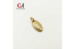 China Practical Thickened Replacement Belt Buckle , Rustproof Golden Backpack Pendant supplier