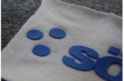 China Pressing Molding Silicon Heat Transfer Clothing Labels supplier