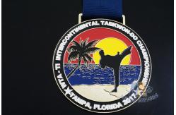 China Taekwondo Round Custom Race Medals Sandblast Effect With Gold Plating supplier