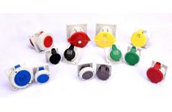 China 3P 16A 220V Electrical Panel Mounted Socket Single Phase Waterproof supplier
