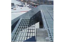China Outdoor Galvanized Metal Bar Grating Steps 1500mm Width supplier
