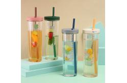 China OEM 700ml Plastic Espresso Cups With Straw And Lid supplier