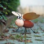 Decorative Metal Bee Garden Sculpture Art Rustproof Multiple Design for sale