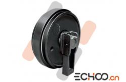 China Hardness Rail Surface Front Idler Excavator / Idler Pulley Wheel Maintain Track Tension supplier
