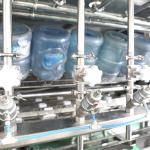 150BPH 5 Gallon Barreled Hot Filling Bottling  Machine multiple servo motors for sale