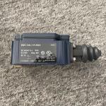 100% New Germany Schmersal Limit Switch M2S 330-11Y-M20 In Stock
