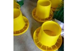 China Manual Plastic Chicken Feeder and Drinker with Different Sizes supplier