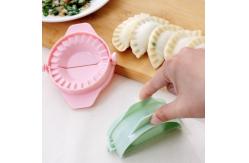 China Magic Creative Manual Pack Machine Food-grade Plastic Kitchen Tools Pinch Dumplings Mold supplier
