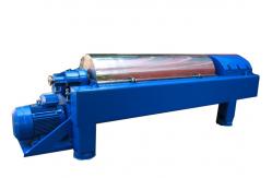 China Convenient Operate Large Capacity 3 Phase Centrifuge Made in China supplier