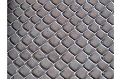 China Sports Ground Chain Link Fence/Hot Dipped Galvanized Farm Fencing Chain Link Fence supplier