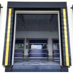 Foam Pad Loading Dock Seals With Foam Thermal Insulation Is Applied Cold-Chain Logistic for sale