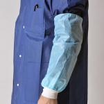Blue Nonwoven Disposable Sleeve Covers Arm Protectors Oil Proof With Knitted Cuff for sale