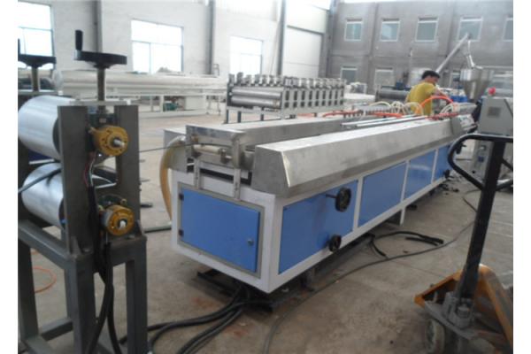PVC Profile Conical Twin Screw Extruder WPC Pvc Profile Extrusion Line