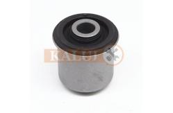 China Upper Arm Bushing 54542-2S610 54542-8B400 Ni-ssan Pick Up Navara supplier