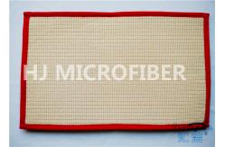 China Red Fluffy Eco-Friendly Microfiber Mat Highly Absorbent With Interior Foam supplier