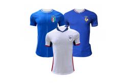 China Advanced Polyester Soccer Jerseys Superior Comfort Perfect For Matches / Training supplier