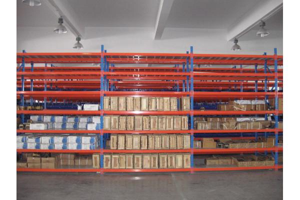 Warehouse Corrosion Proof Medium Duty Shelving Cut In Composite Structure