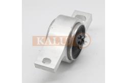 China 48076-30020 48076-53010 To-yota Le-xus Bracket Control Arm Mounting Bracket supplier