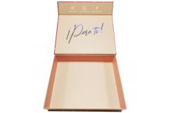 China Custom Cardboard Magnetic Gift Box Folding Box With Magnetic Closure supplier