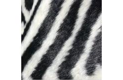 China Hotel Plush Faux Fur Rug Modern Pattern Anti - Slip Suede Backing Custom Logo supplier