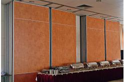 China Hanging System Soundproofing Sliding Partition Walls Movable Rolling Wooden supplier