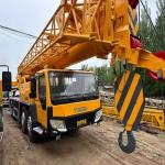 70T Hydraulic Old Crane Truck QY70K-II XCMG Mobile Crane for sale