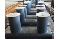 China Sheaves Dia 60mm ZG230 500T Casting Mooring Bollards supplier