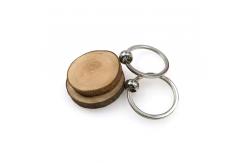 China Handcrafted Simple Round Wood Keychain Engraving Natural Eco Friendly And Rustic supplier