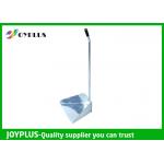 Costumized 76cm Garden Cleaning Tools Iron Dust Pan With Handle 800g for sale