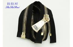 China Bright 22 Inch Dual Separating Parka Zipper , Light Gold Teeth Reversible Separating Zipper supplier