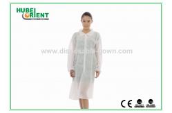 China Disposable Protective Nonwoven Lab Coat With Snap Closure supplier