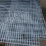 Antiskid Serrated steel Metal Grating Bearing Bar Pitch 30mm Corrosion Resistant for sale