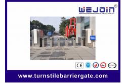 China Muti-use Flap Barrier Gate With Traffic Light supplier