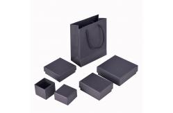 China Rigid Cardboard Cosmetic Packaging Box with Magnetic Closure and Customized Design supplier