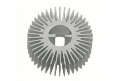 China Durable Aluminum Heat Sink Profiles Smooth For Automotive Heat Dissipation supplier
