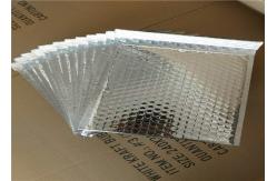 China Lightweight Shipping Metallic Bubble Mailers , Coloured Bubble Wrap Envelopes supplier
