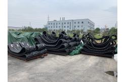China Excavator Paver Crawler Rubber Tracks Bolt On Wide Ground Adaptability supplier
