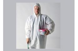 China Cool Disposable Protective Coverall Blood Penetration Resistance With Elastic Cuff supplier