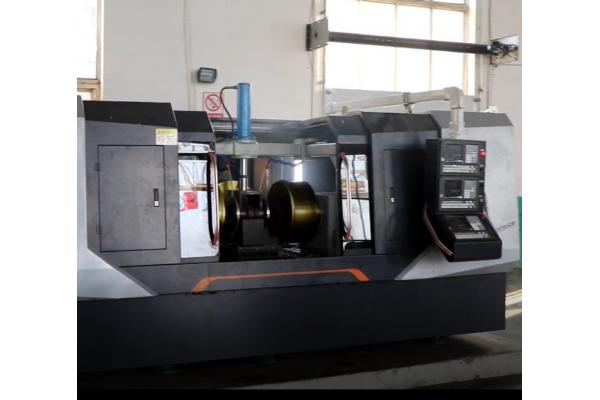 Stainless Steel Casting CNC Boring And Milling Machine 3 Sided 5.5T