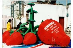 China Christmas Decorations  Inflatable Lighting With Inflatable Strawberries supplier